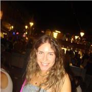 Profesora de inglés apta para todos los niveles educativos.